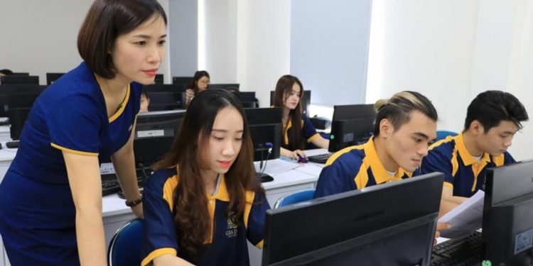 Học phí Đại học Gia Định