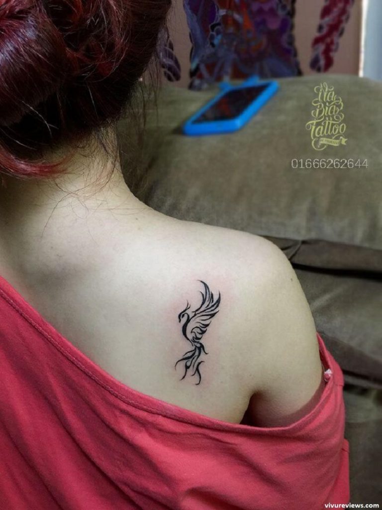 Hình xăm phượng hoàng ở vai