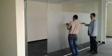 Các đơn vị cung cấp dịch vụ sửa cửa kính Hoàn Kiếm